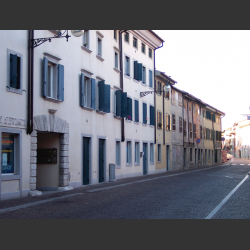 ../dataimages/udine/ud_0353_via_grazzano_61/img04.png